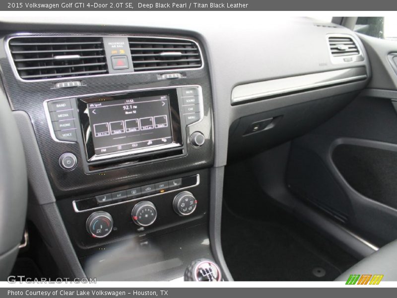 Deep Black Pearl / Titan Black Leather 2015 Volkswagen Golf GTI 4-Door 2.0T SE