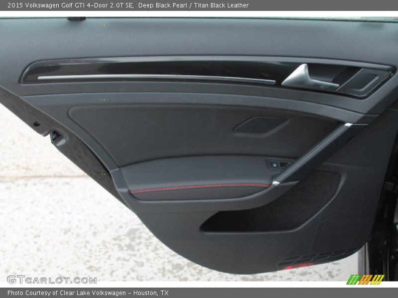 Deep Black Pearl / Titan Black Leather 2015 Volkswagen Golf GTI 4-Door 2.0T SE