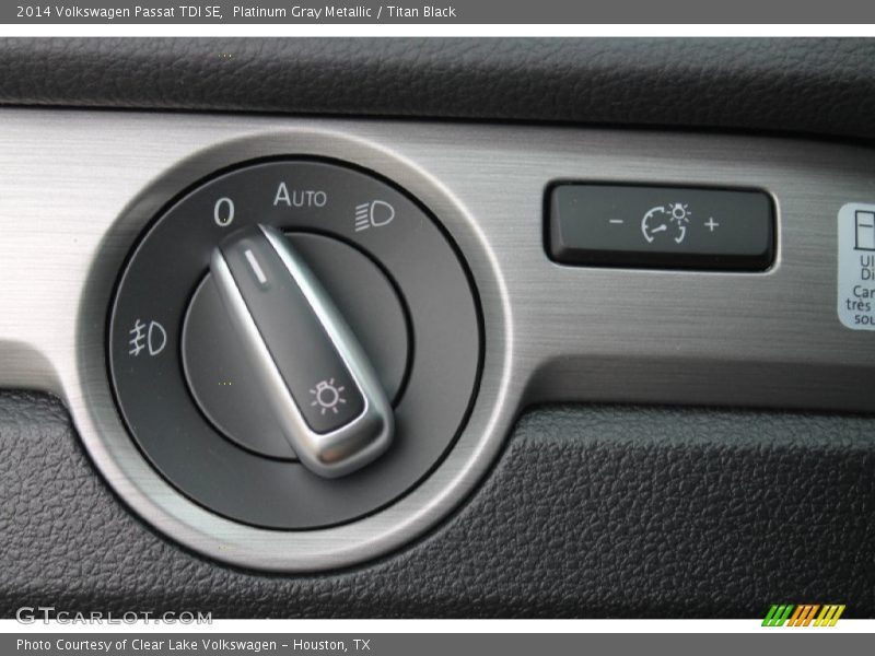 Platinum Gray Metallic / Titan Black 2014 Volkswagen Passat TDI SE
