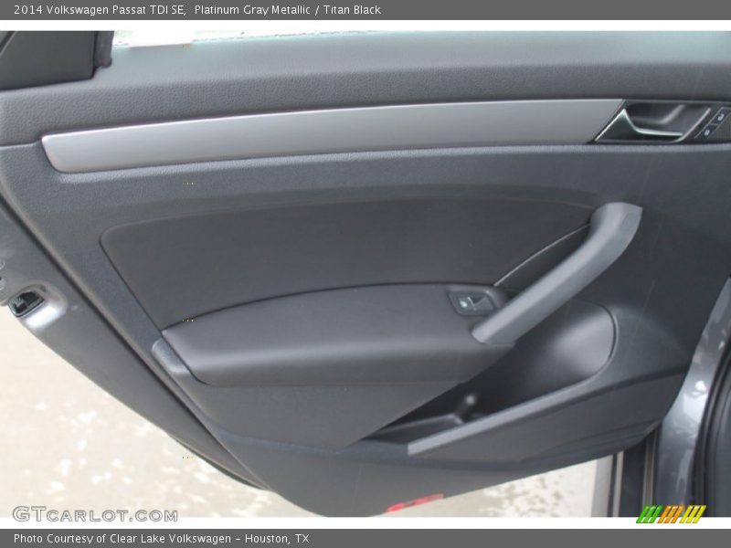 Platinum Gray Metallic / Titan Black 2014 Volkswagen Passat TDI SE