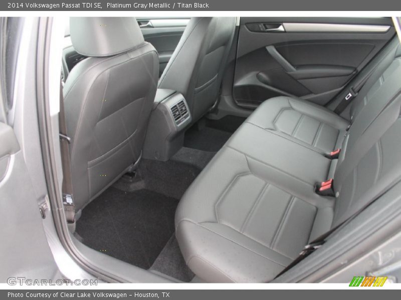 Platinum Gray Metallic / Titan Black 2014 Volkswagen Passat TDI SE