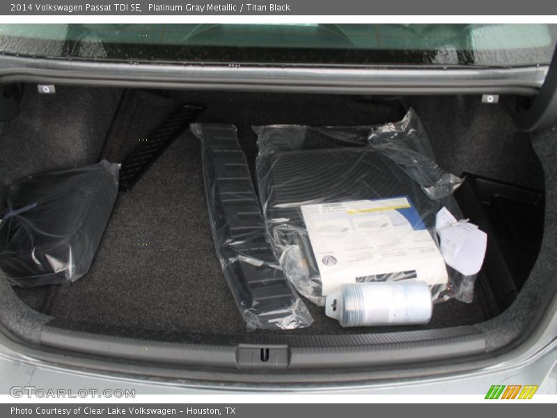 Platinum Gray Metallic / Titan Black 2014 Volkswagen Passat TDI SE
