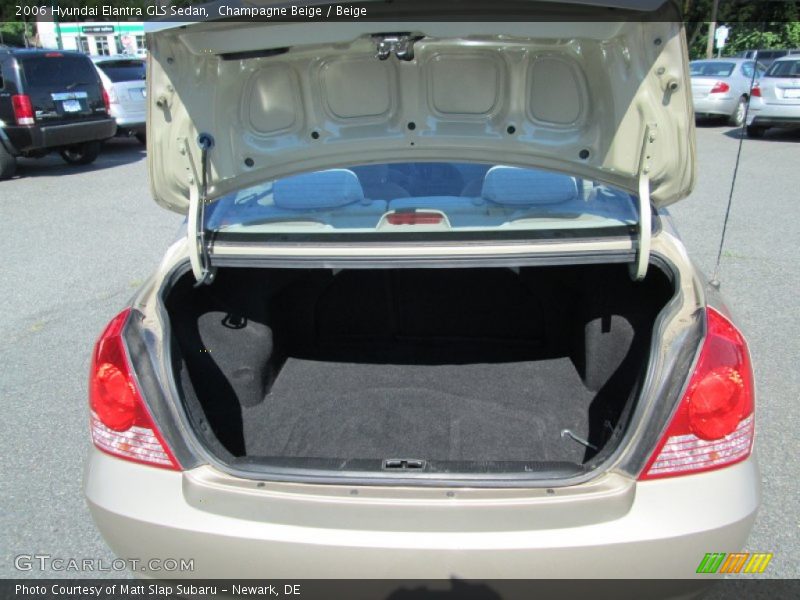 Champagne Beige / Beige 2006 Hyundai Elantra GLS Sedan
