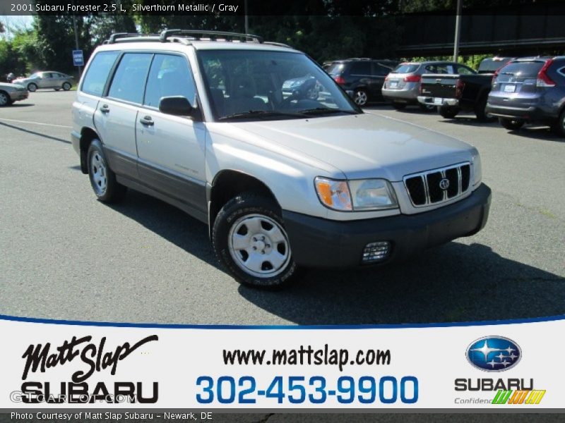 Silverthorn Metallic / Gray 2001 Subaru Forester 2.5 L