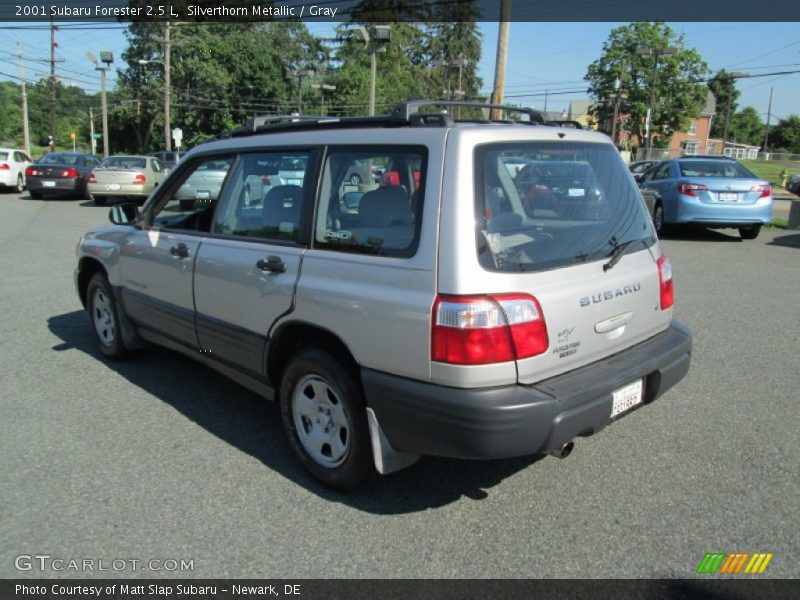 Silverthorn Metallic / Gray 2001 Subaru Forester 2.5 L