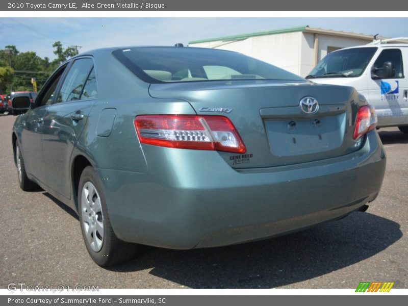 Aloe Green Metallic / Bisque 2010 Toyota Camry LE