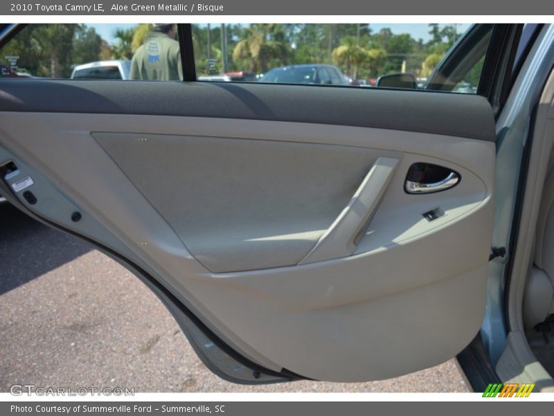 Aloe Green Metallic / Bisque 2010 Toyota Camry LE