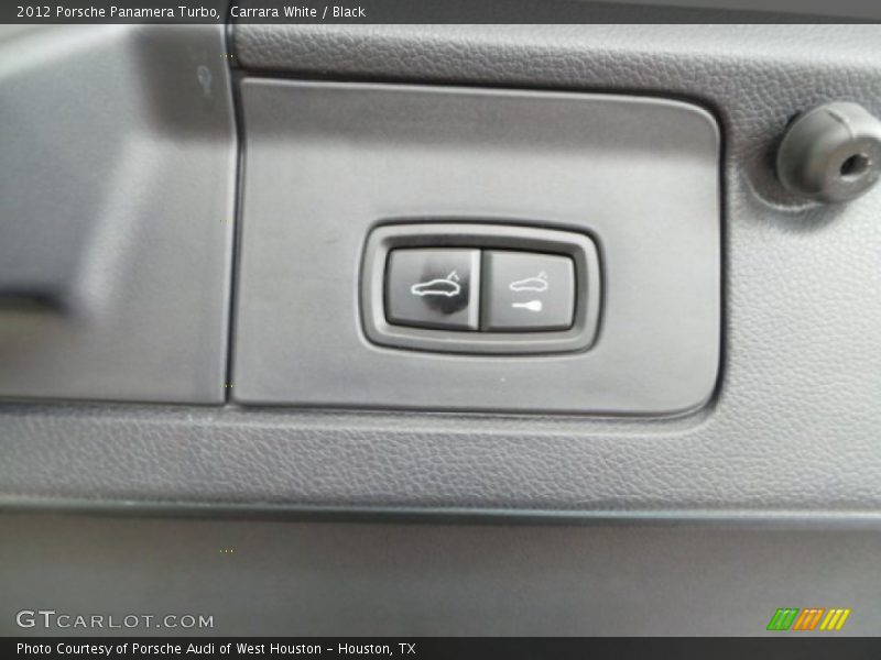 Carrara White / Black 2012 Porsche Panamera Turbo
