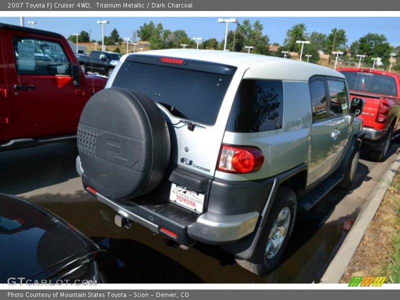 Titanium Metallic / Dark Charcoal 2007 Toyota FJ Cruiser 4WD
