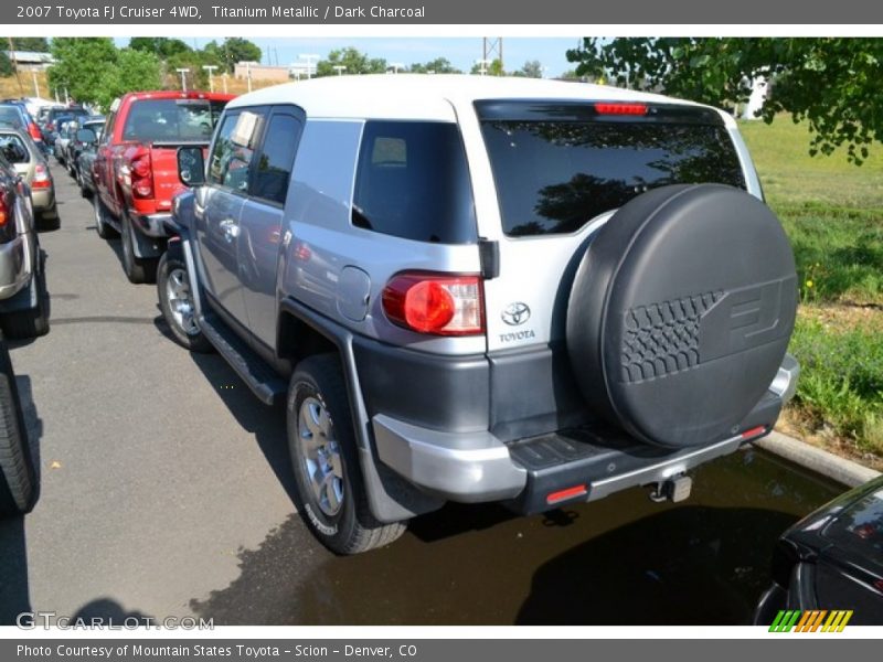 Titanium Metallic / Dark Charcoal 2007 Toyota FJ Cruiser 4WD