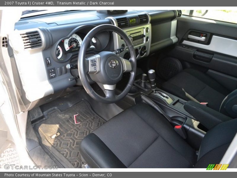 Titanium Metallic / Dark Charcoal 2007 Toyota FJ Cruiser 4WD