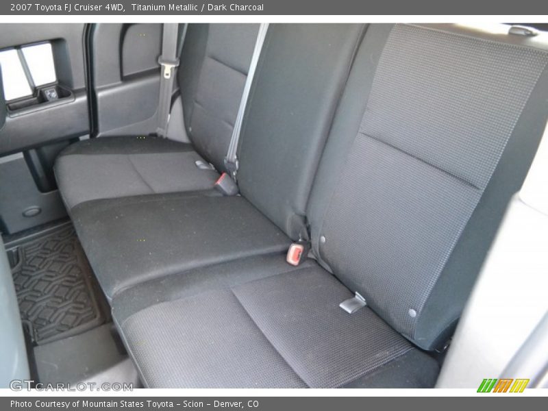 Titanium Metallic / Dark Charcoal 2007 Toyota FJ Cruiser 4WD