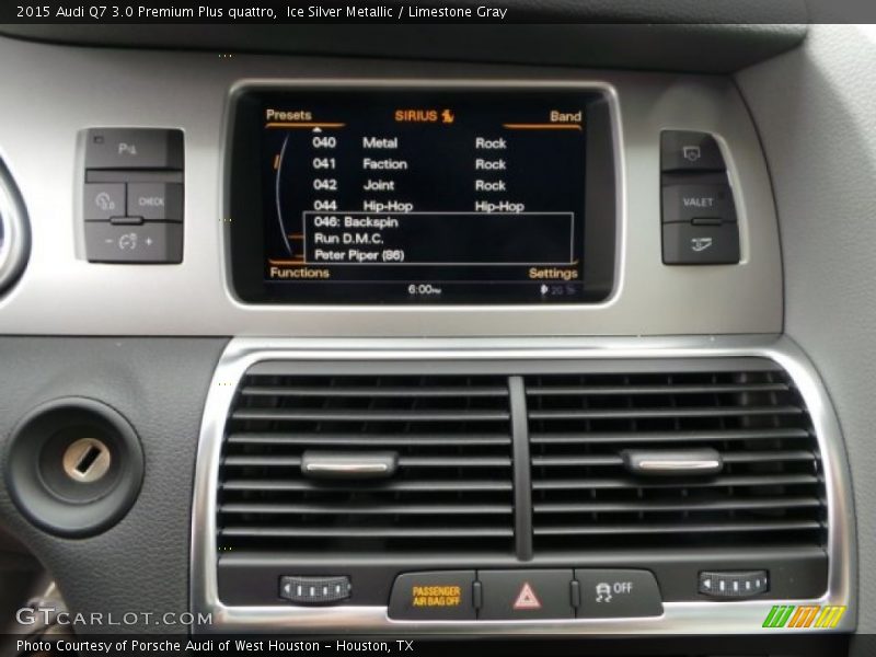 Ice Silver Metallic / Limestone Gray 2015 Audi Q7 3.0 Premium Plus quattro