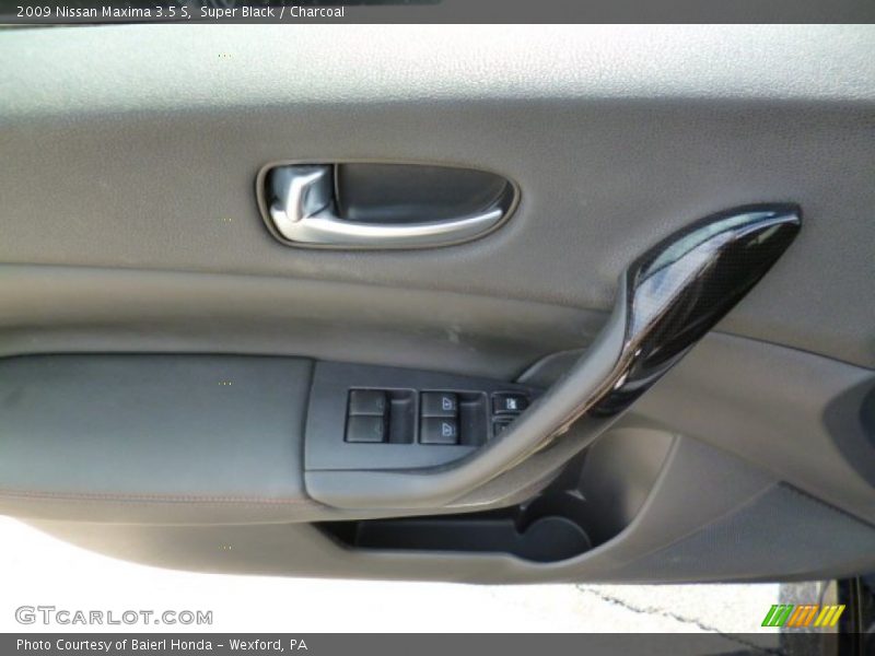 Super Black / Charcoal 2009 Nissan Maxima 3.5 S