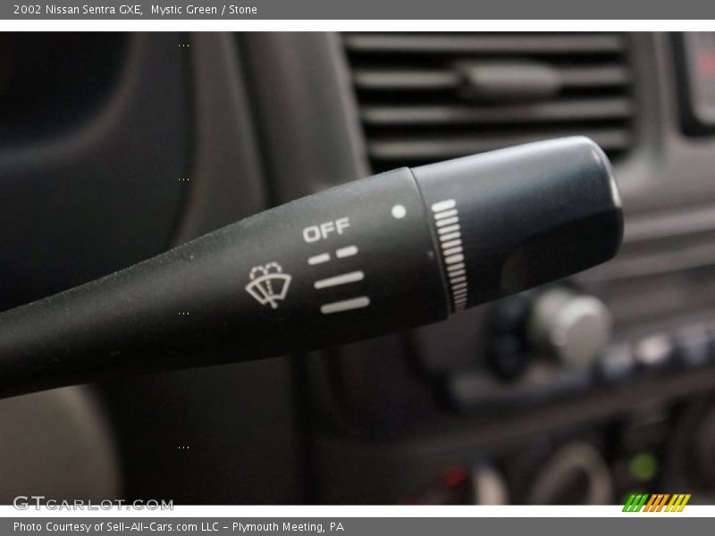 Mystic Green / Stone 2002 Nissan Sentra GXE