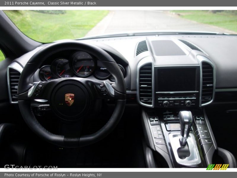 Classic Silver Metallic / Black 2011 Porsche Cayenne