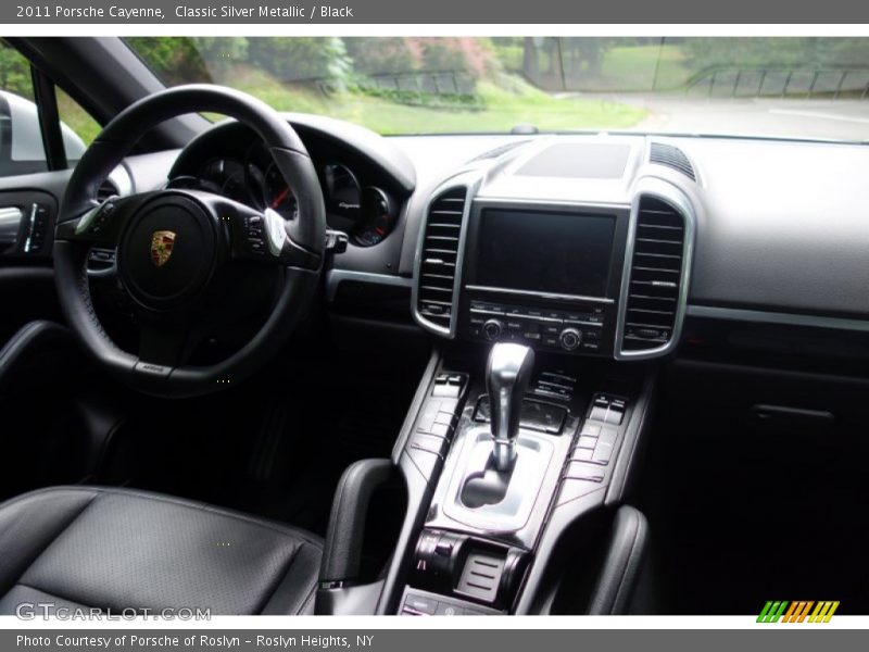 Classic Silver Metallic / Black 2011 Porsche Cayenne