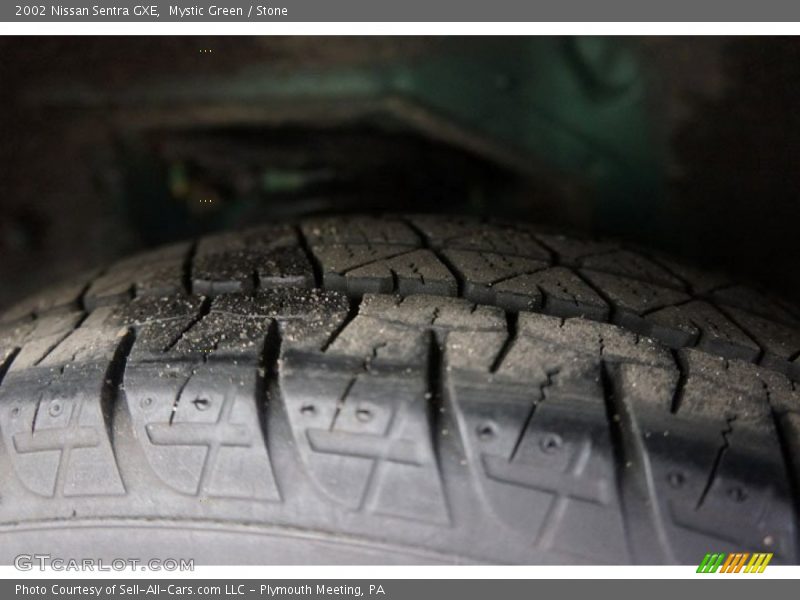 Mystic Green / Stone 2002 Nissan Sentra GXE