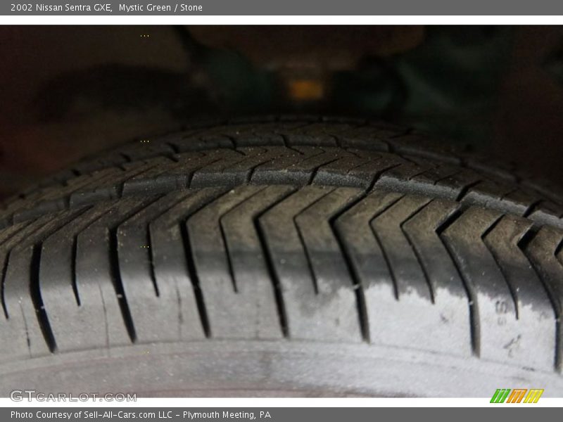 Mystic Green / Stone 2002 Nissan Sentra GXE