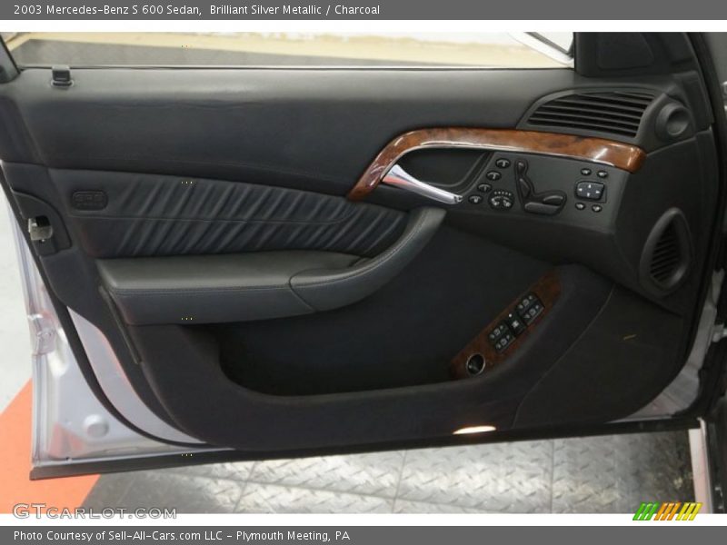 Door Panel of 2003 S 600 Sedan