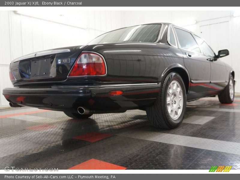 Ebony Black / Charcoal 2003 Jaguar XJ XJ8