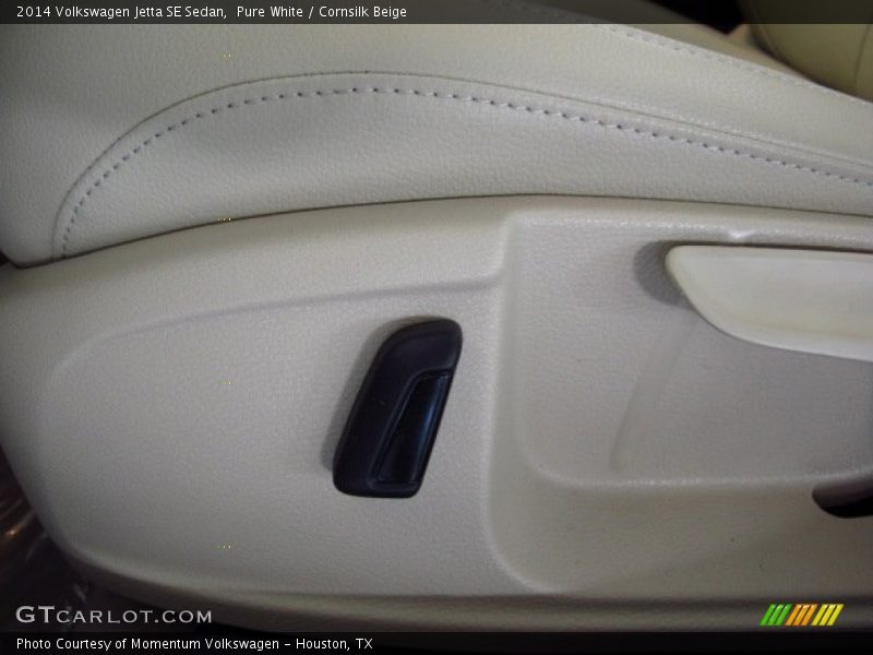 Pure White / Cornsilk Beige 2014 Volkswagen Jetta SE Sedan