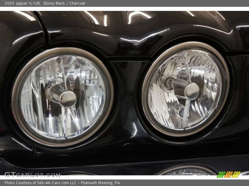 Ebony Black / Charcoal 2003 Jaguar XJ XJ8