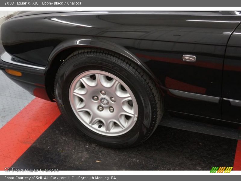 Ebony Black / Charcoal 2003 Jaguar XJ XJ8