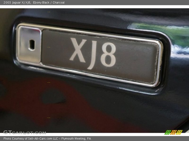 Ebony Black / Charcoal 2003 Jaguar XJ XJ8