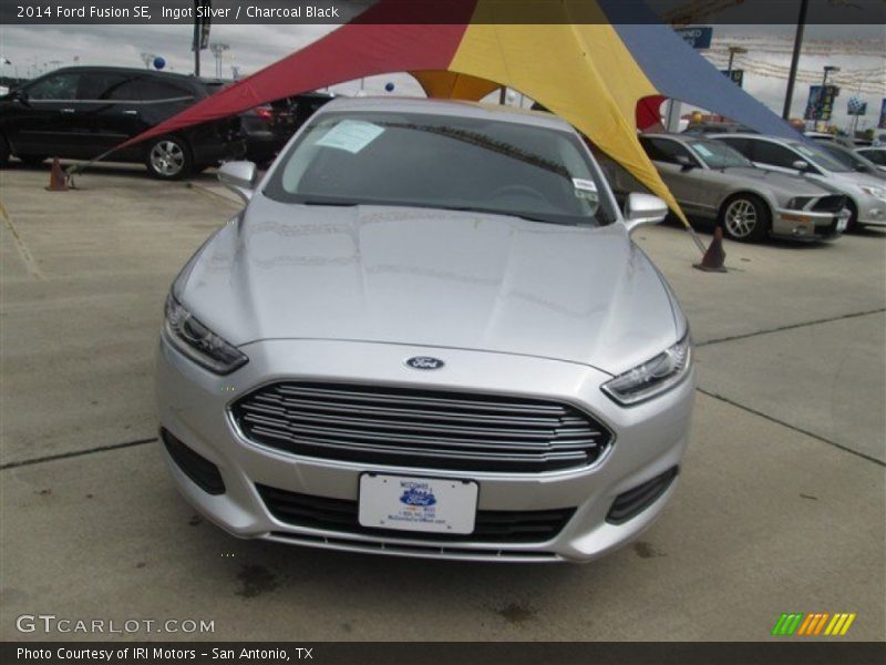 Ingot Silver / Charcoal Black 2014 Ford Fusion SE