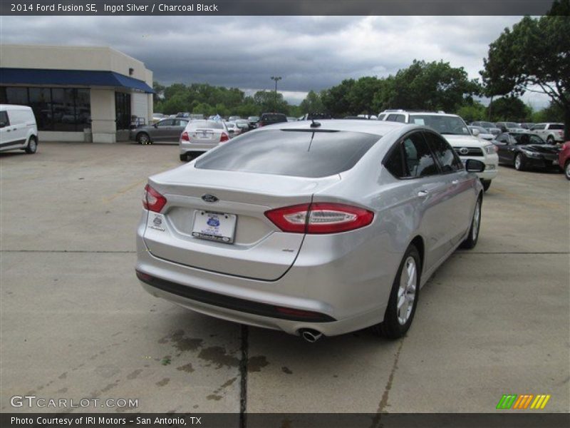 Ingot Silver / Charcoal Black 2014 Ford Fusion SE
