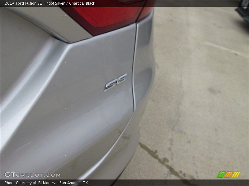 Ingot Silver / Charcoal Black 2014 Ford Fusion SE