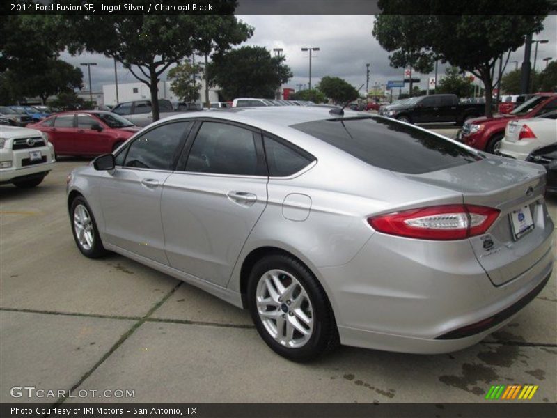 Ingot Silver / Charcoal Black 2014 Ford Fusion SE