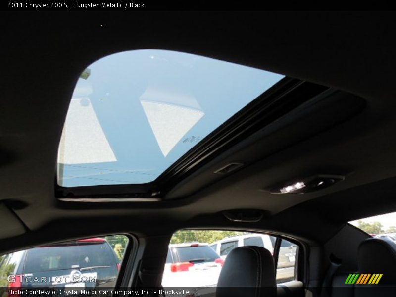 Tungsten Metallic / Black 2011 Chrysler 200 S