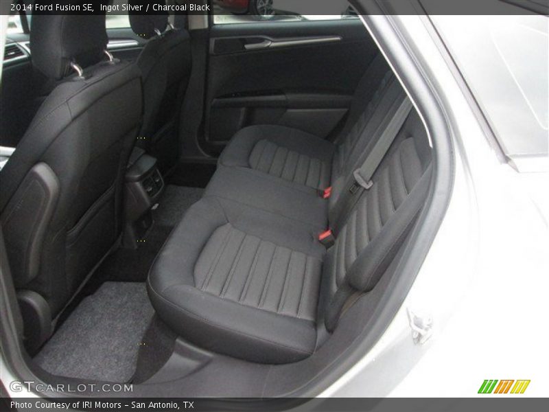 Ingot Silver / Charcoal Black 2014 Ford Fusion SE