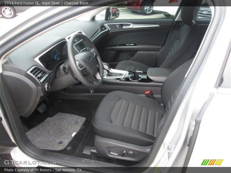 Ingot Silver / Charcoal Black 2014 Ford Fusion SE