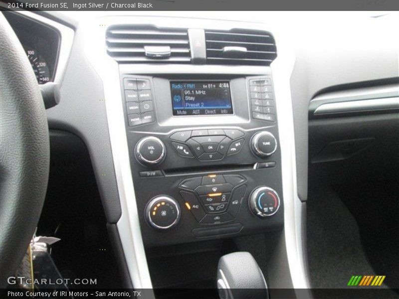 Ingot Silver / Charcoal Black 2014 Ford Fusion SE