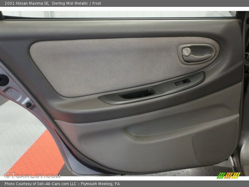 Sterling Mist Metallic / Frost 2001 Nissan Maxima SE