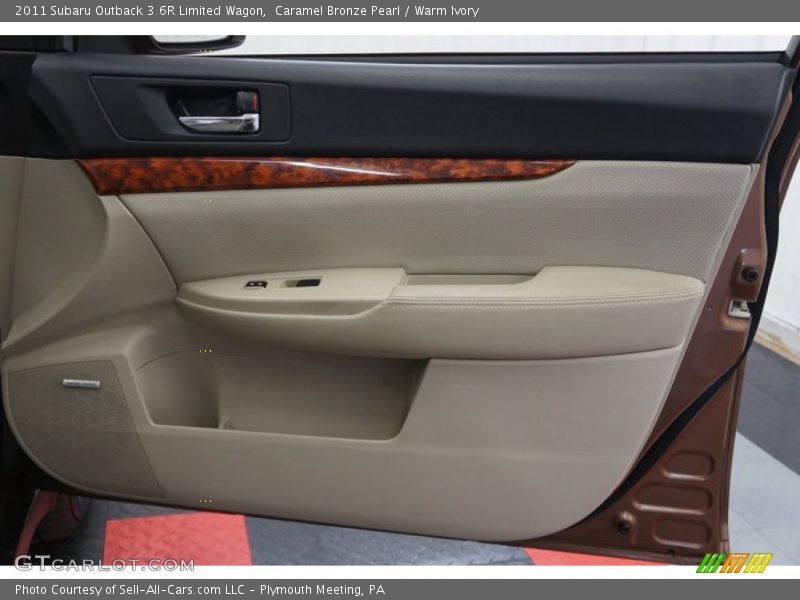 Caramel Bronze Pearl / Warm Ivory 2011 Subaru Outback 3.6R Limited Wagon
