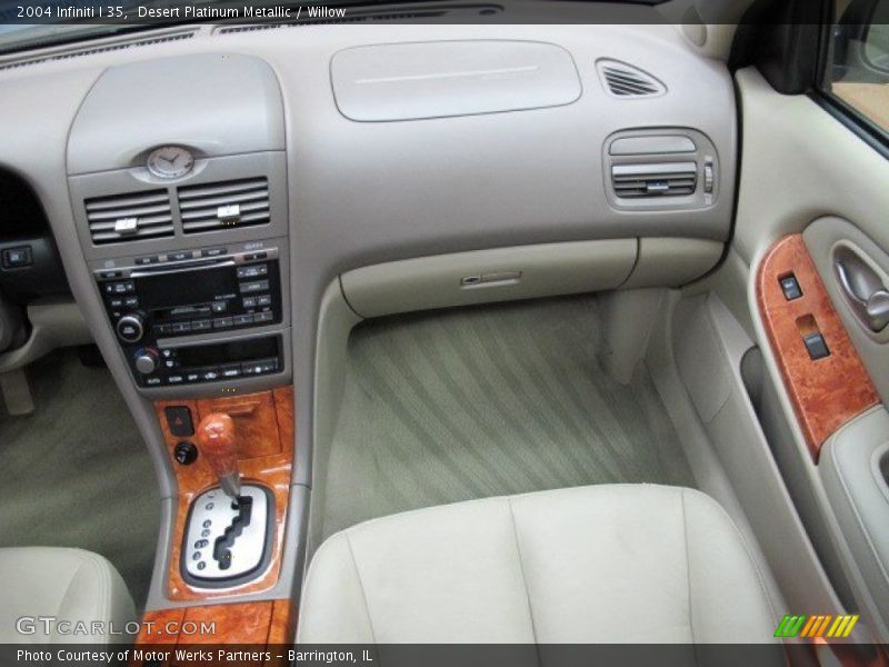 Desert Platinum Metallic / Willow 2004 Infiniti I 35