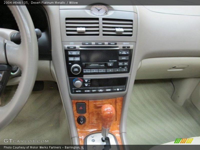 Desert Platinum Metallic / Willow 2004 Infiniti I 35