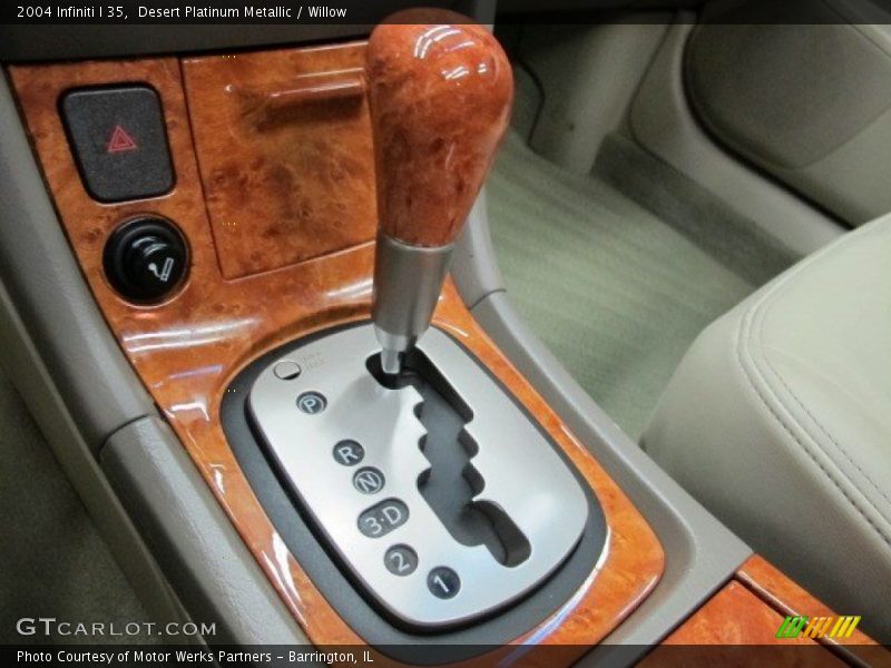 Desert Platinum Metallic / Willow 2004 Infiniti I 35