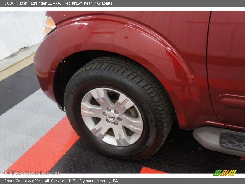 Red Brawn Pearl / Graphite 2006 Nissan Pathfinder LE 4x4