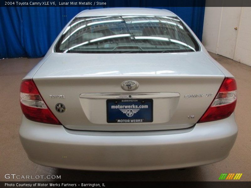 Lunar Mist Metallic / Stone 2004 Toyota Camry XLE V6