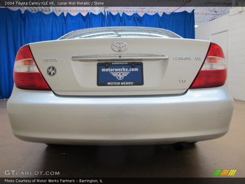 Lunar Mist Metallic / Stone 2004 Toyota Camry XLE V6