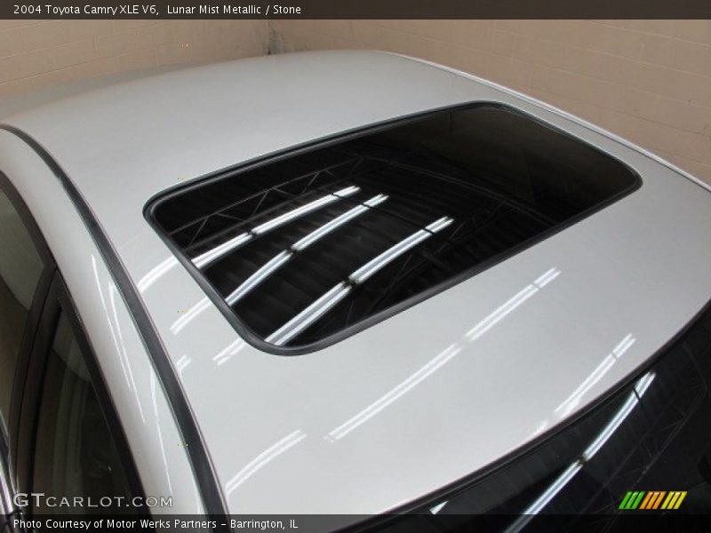 Lunar Mist Metallic / Stone 2004 Toyota Camry XLE V6