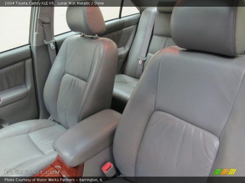 Lunar Mist Metallic / Stone 2004 Toyota Camry XLE V6