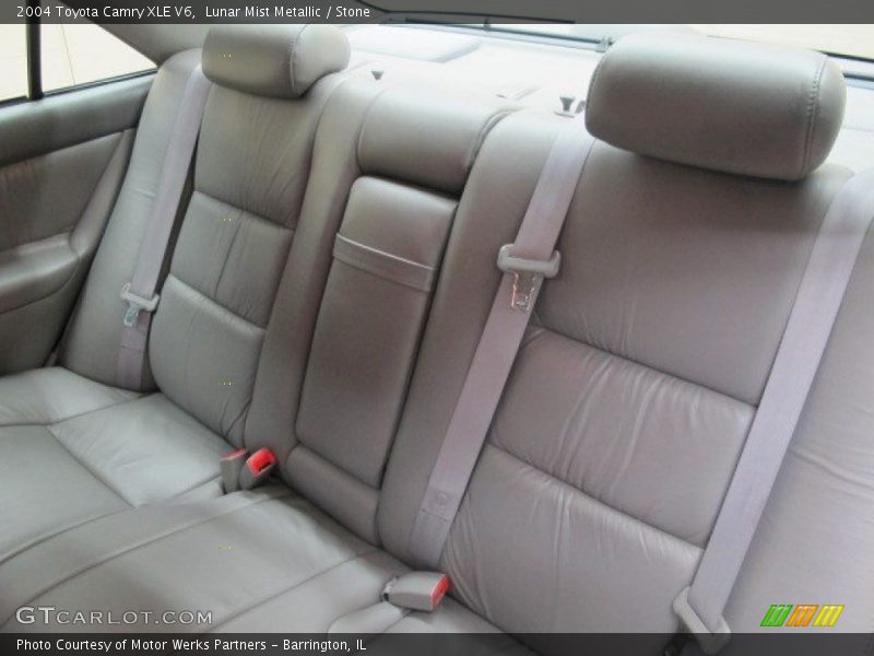 Lunar Mist Metallic / Stone 2004 Toyota Camry XLE V6