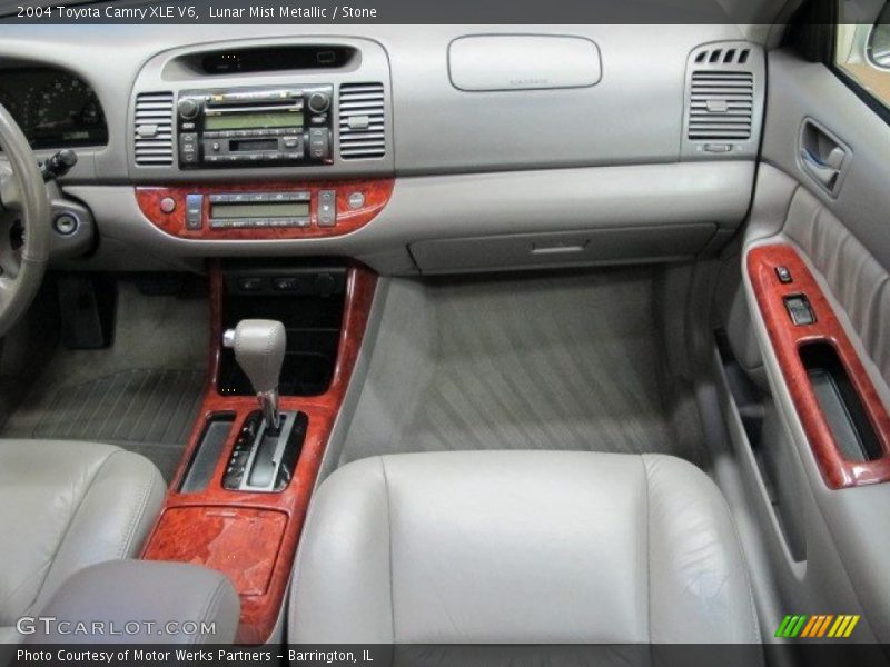 Lunar Mist Metallic / Stone 2004 Toyota Camry XLE V6