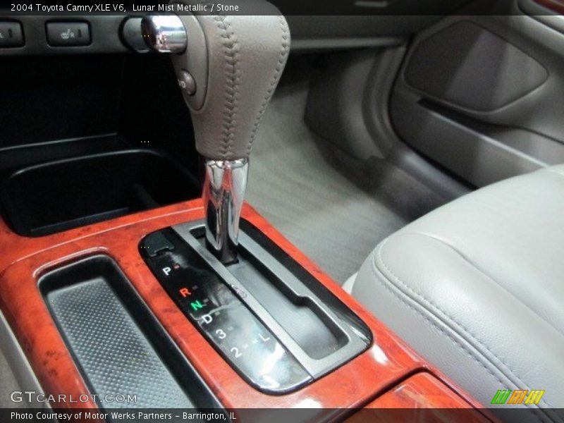 Lunar Mist Metallic / Stone 2004 Toyota Camry XLE V6